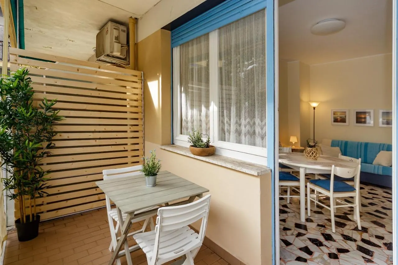 Appartamento Casa Amica Tranquilla E Ben Posizionata Rapallo 0*,  Italia